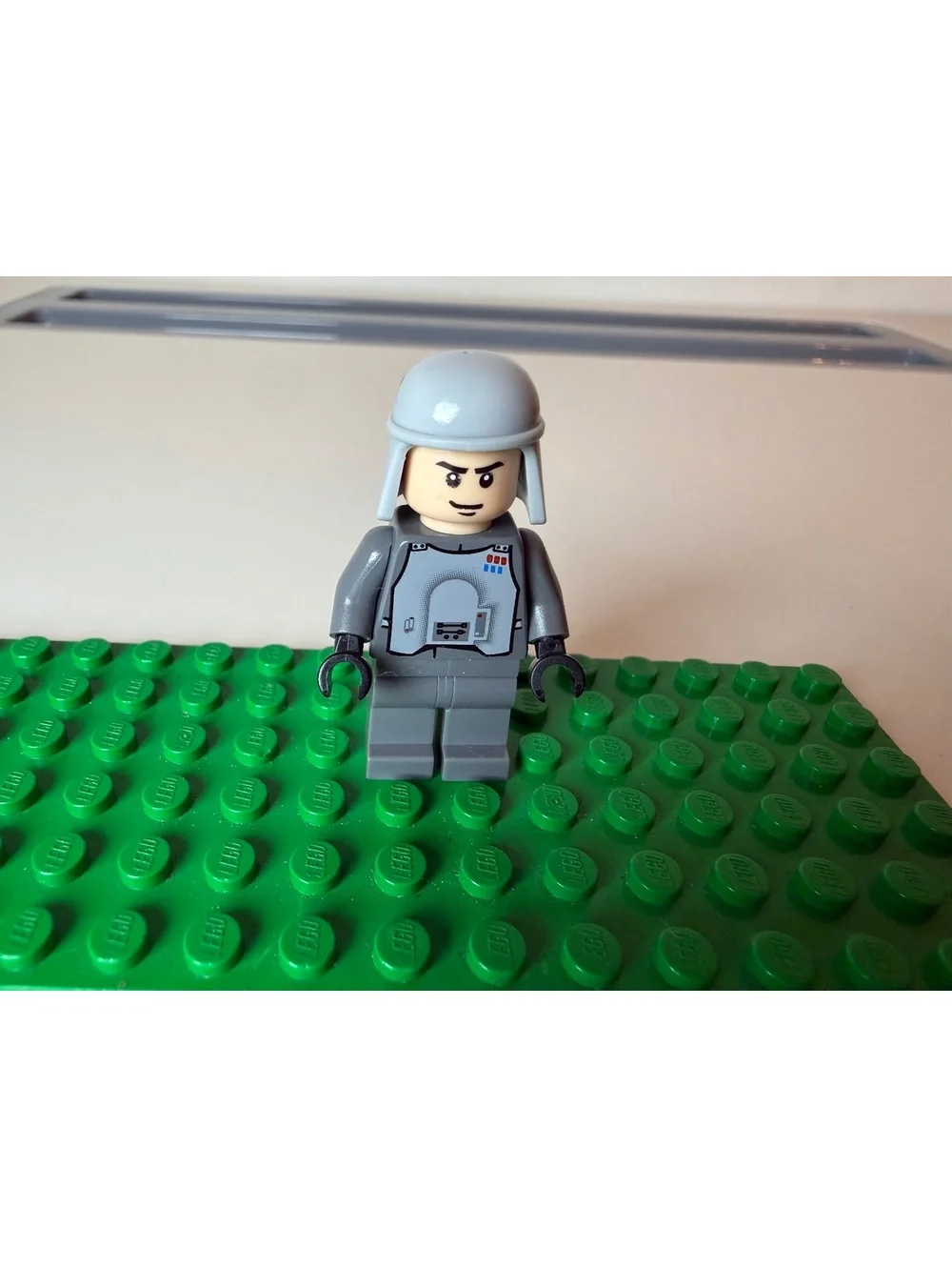 LEGO Star Wars Imperial Officer Minifigure